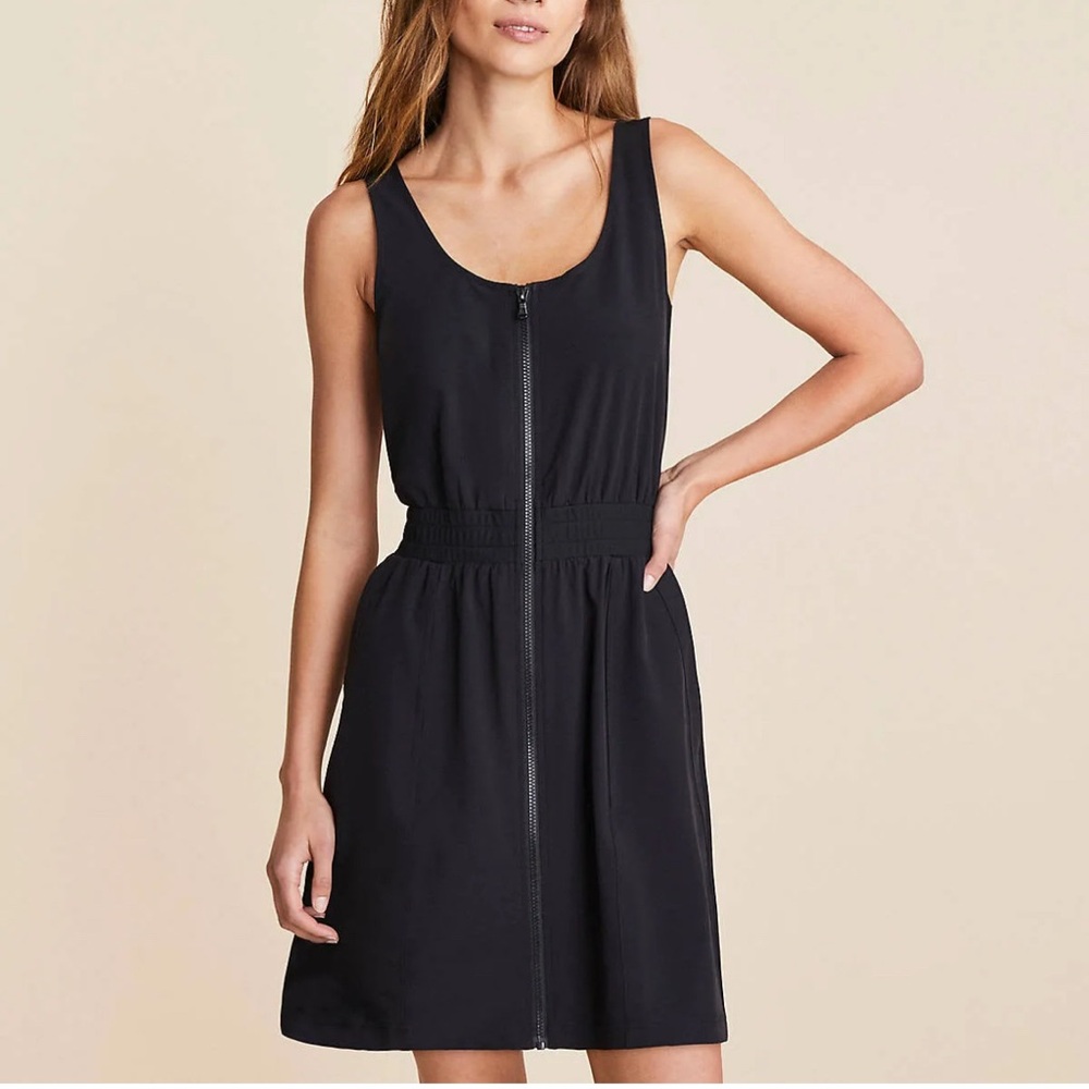 Lou & Grey Black Sleeveless Dress
